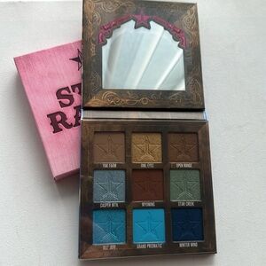 Jeffree Star eyeshadow palette